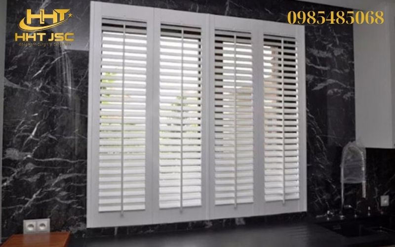 Cửa chớp lật chắc chắn, an toàn