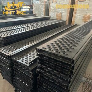 Thi công sàn thao tác solar 300x3000mm